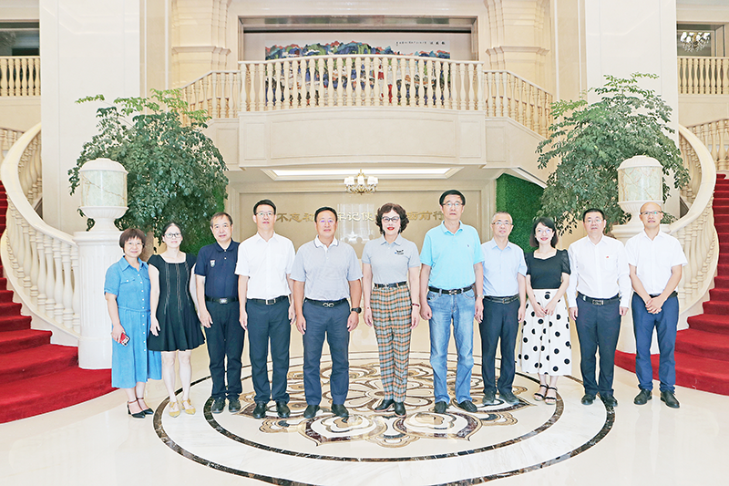 中国机械工业企业管理协会会长于中赤一行到访万丰