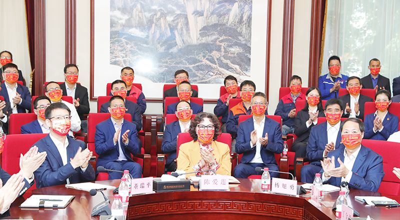 万丰集团组织海内外万丰人学习党的二十大精神