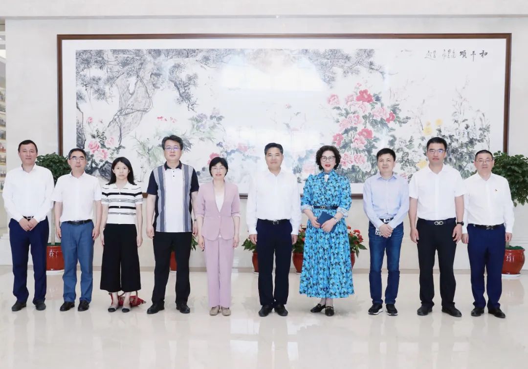 商务部副部长盛秋平一行调研万丰集团